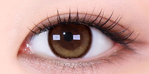 クローリングブラウン(Qloring Brown)の装用画像 | ホロリスバイレンズミー Holoris By Lensme 1month monthly カラコン カラーコンタクト
