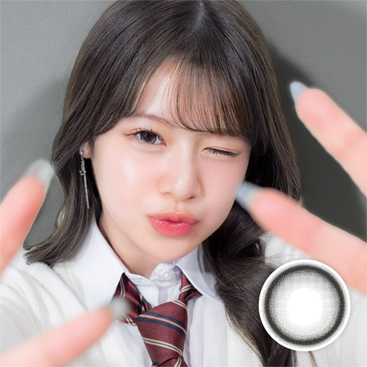New RIARIA 1month, 自撮りも他撮りもレベチで盛れる♡, 回らない水光カラコン, DIA14.5, BC8.7, 高含水38%, UVカット, うるおい成分, 10枚入り, 軸固定技術を利用することでレンズの回転を抑え定位置で安定させます。 | リアリアワンマンス RIARIA 1month カラコン カラーコンタクト
