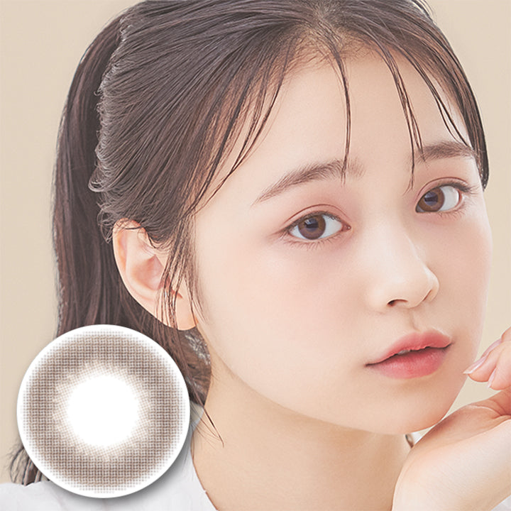 ふわブラウンのモデル画像|ふわナチュラル(FUWA NATURAL) ワンデーコンタクトレンズ